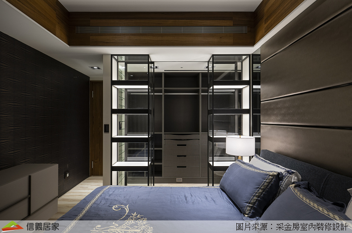 黑色臥室室內裝潢設計，包括床、矮櫃、置物櫃裝潢圖片