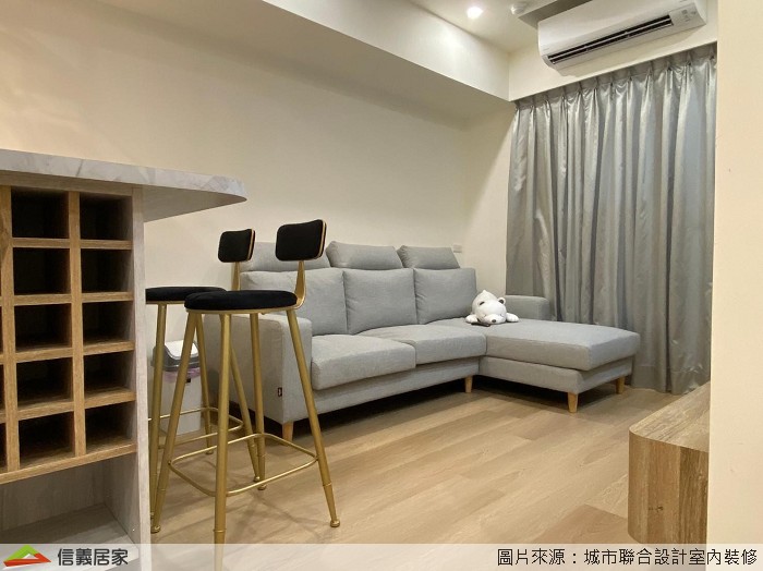 解放一天的辛勞，就要賴在吧檯CHILL一下